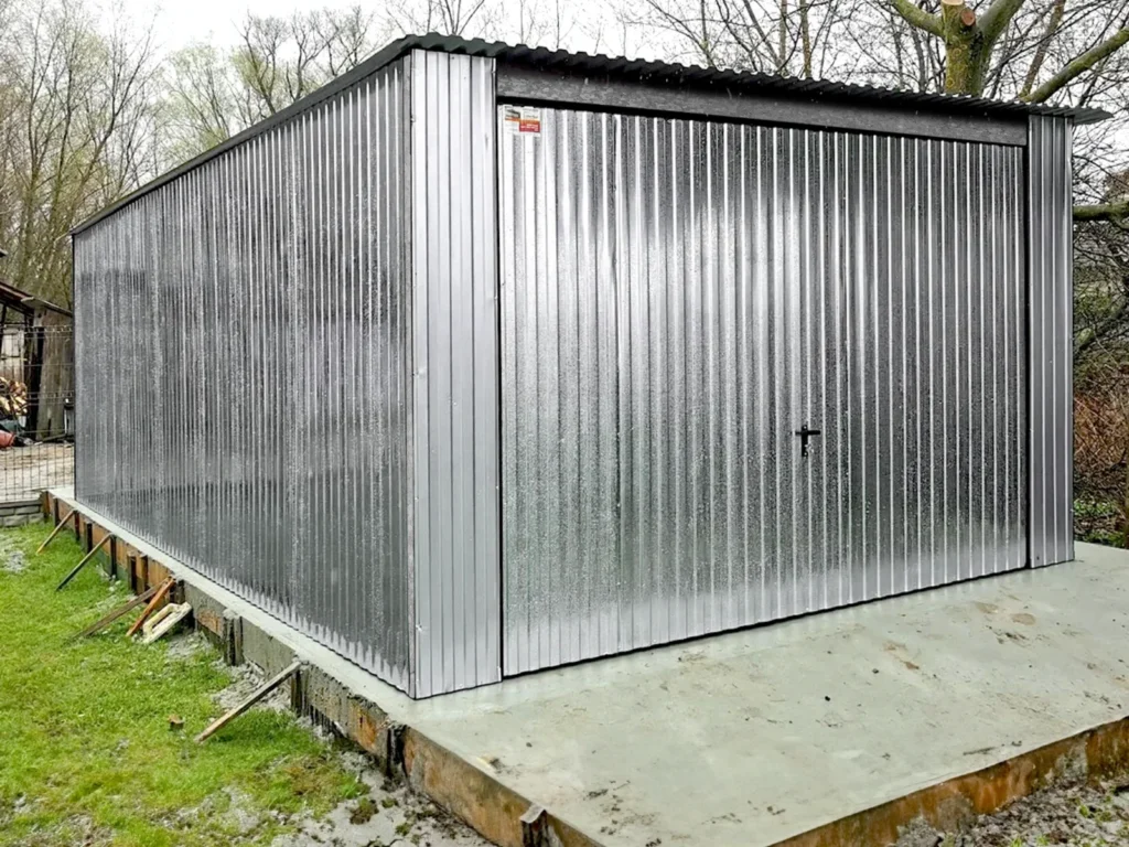 Metalllagerhaus mit verzinkter Oberfläche