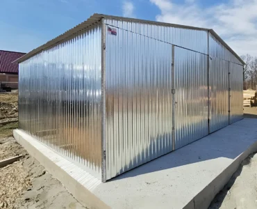 Gerätehaus aus Blech 600 x 600 cm Metallgarage