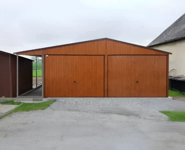 Doppelgarage aus Blech 600 x 500 cm Carport 2 m Satteldach Schwingtor Holzoptik