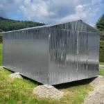 Metallgartenhaus mit Wellblech
